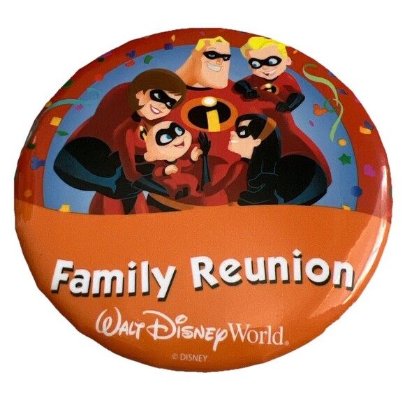 2 Pins Disney Conservation Fund Animal Kingdom WDW Incredibles “Family Reunion” - Picture 2 of 3